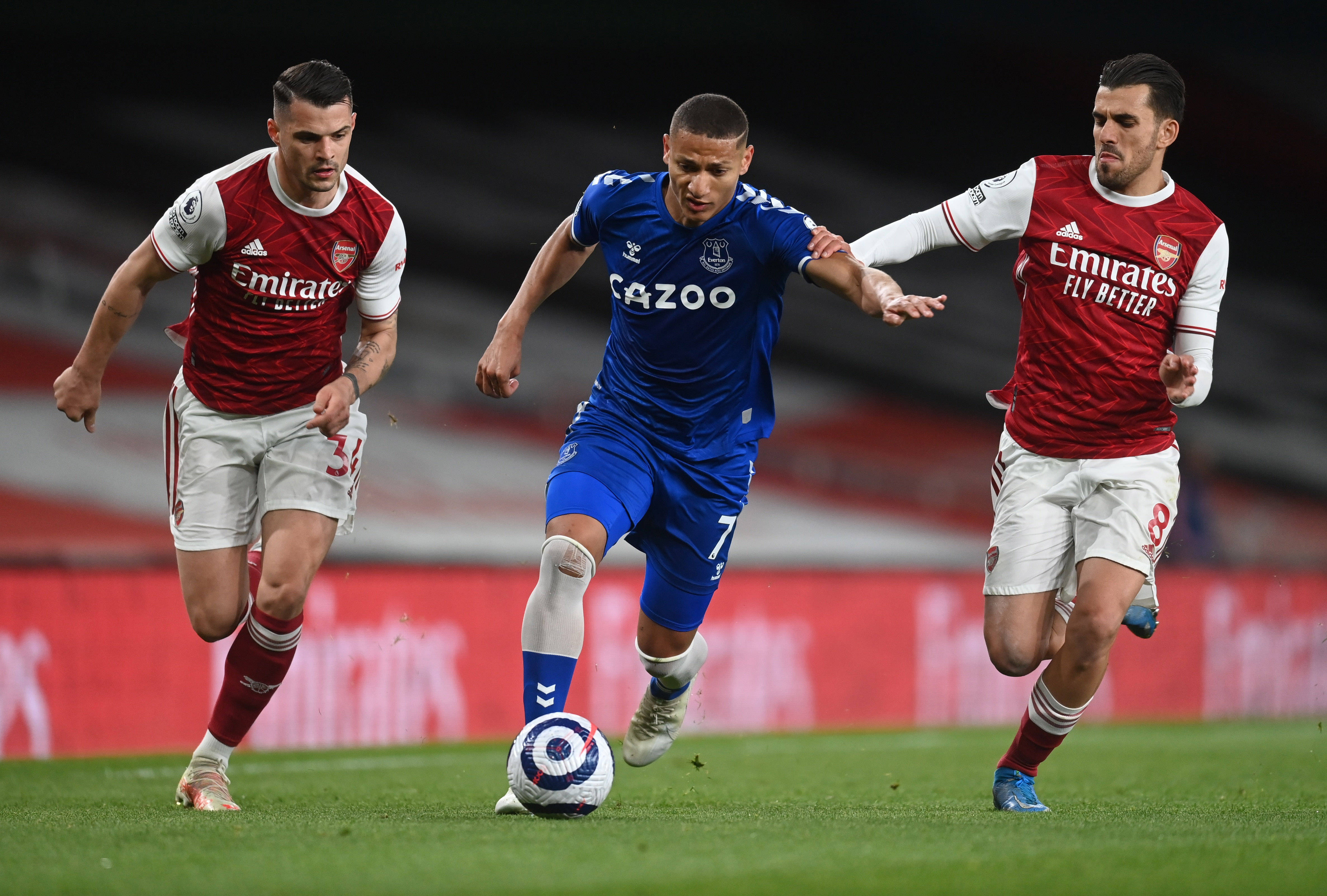 华体会登陆-焦点大战：英超上演巅峰碰撞的简单介绍  第2张