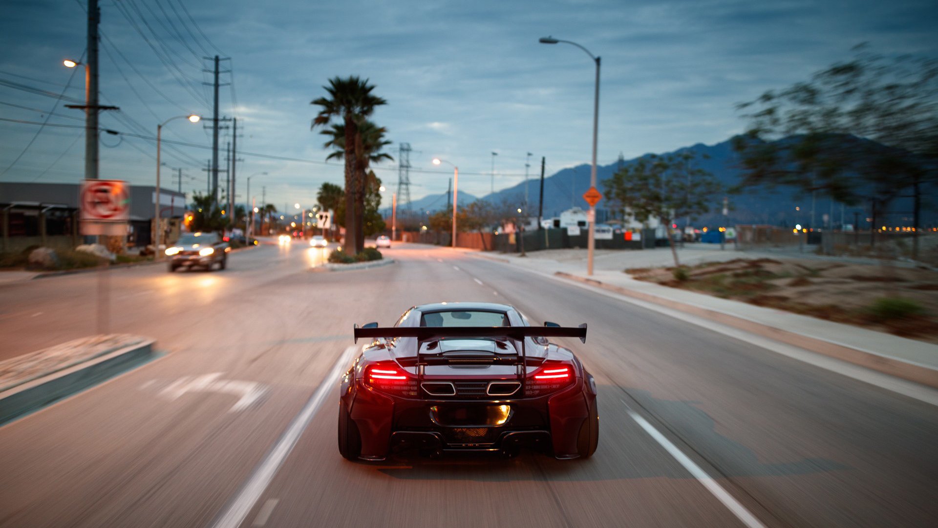 华体会体育-南美节奏撕裂西亚铁壁，无锋之阵下，伊萨克的伪九号革命  第1张